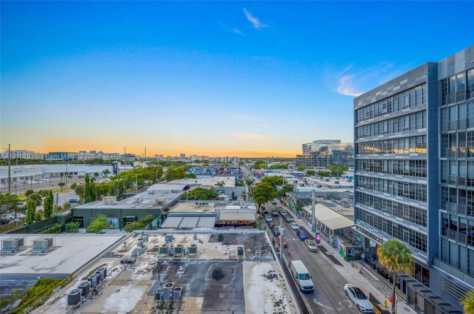 250 WYNWOOD CONDO - Residential