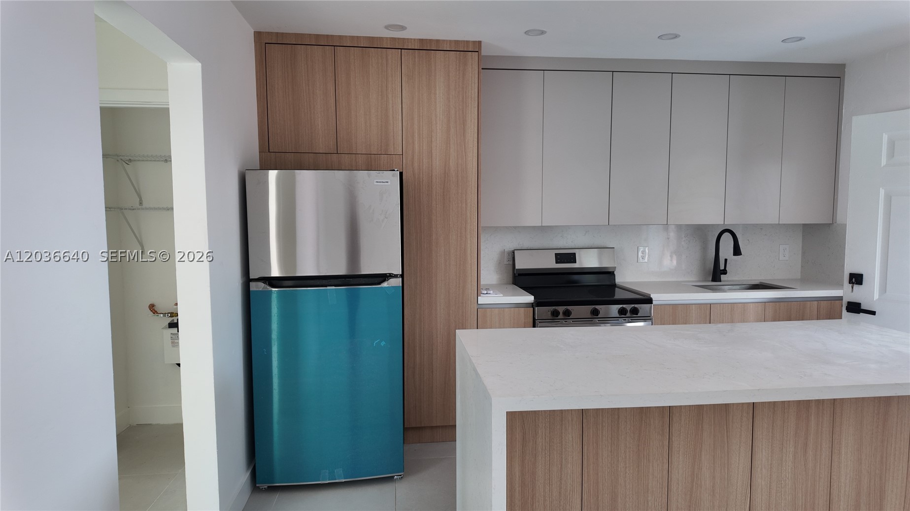 CITY OF MIAMI SOUTH - Residential Lease