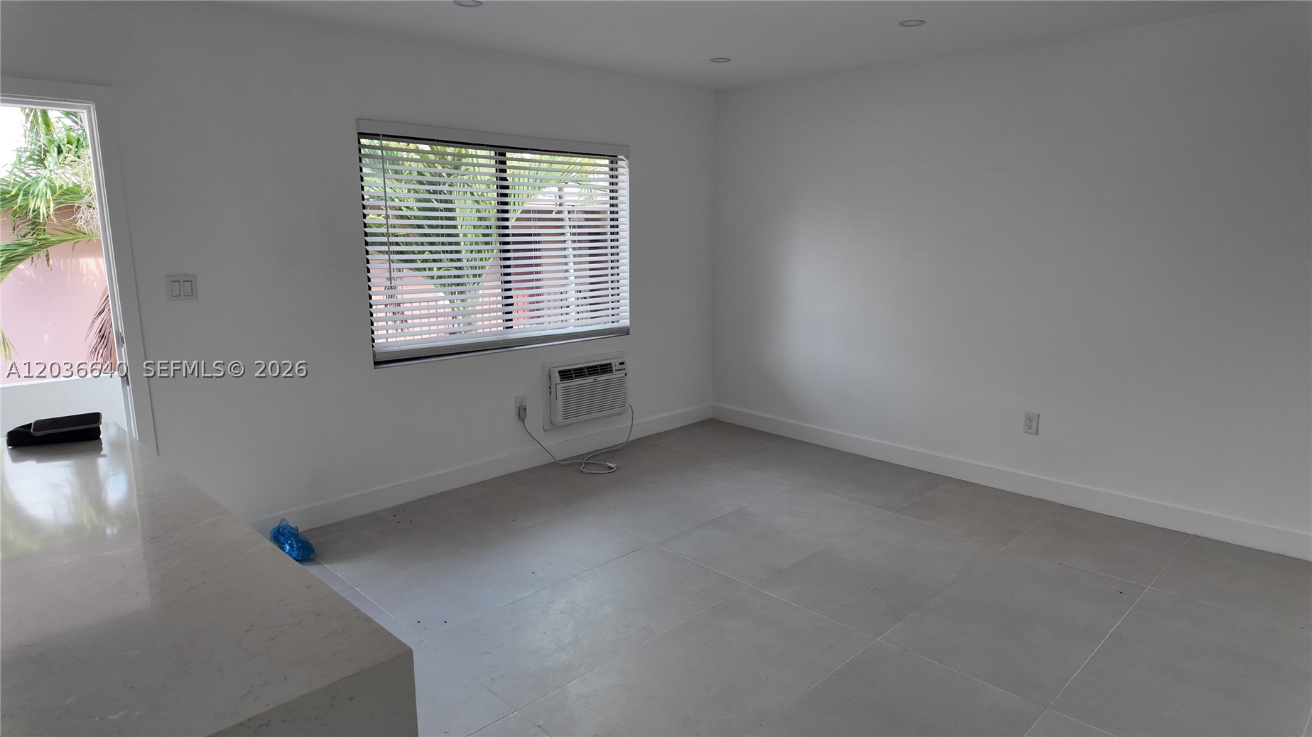 CITY OF MIAMI SOUTH - Residential Lease