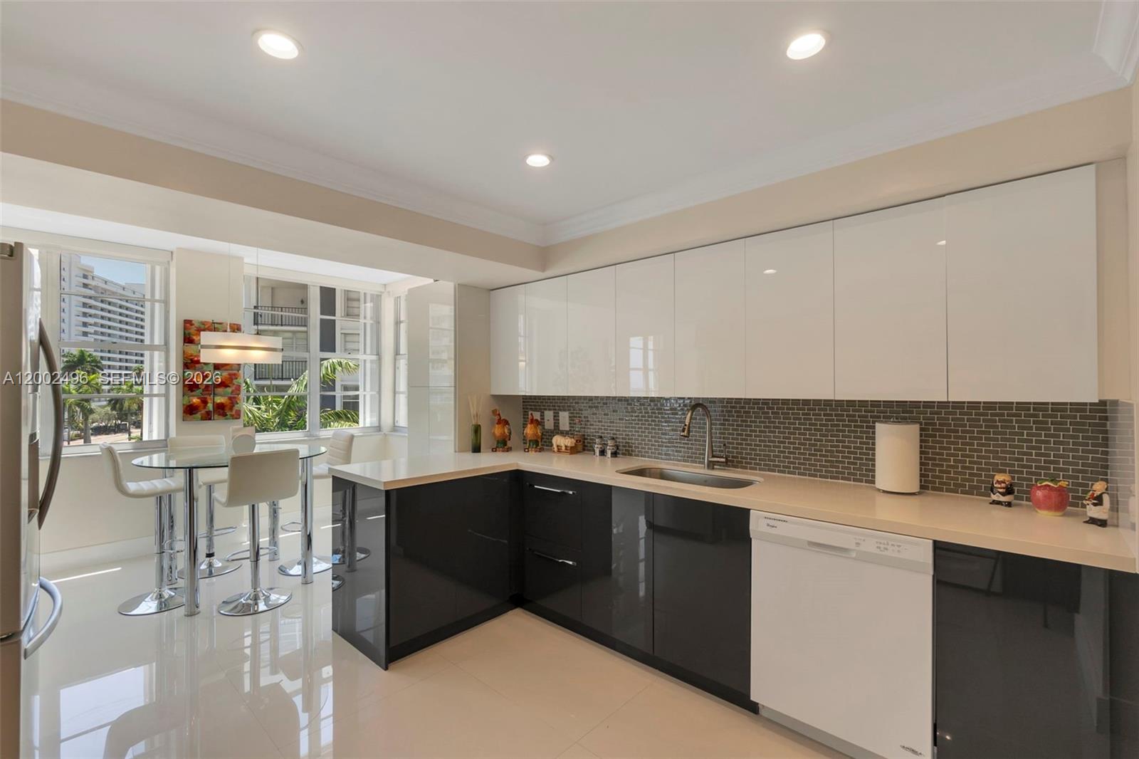 FIFTY SIX-SIXTY COLLINS A - Residential