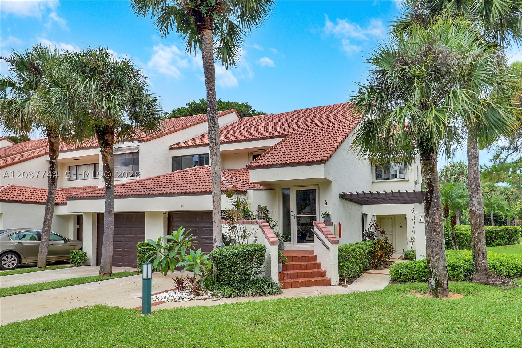 SEA OATS OF JUNO BEACH CO - Residential