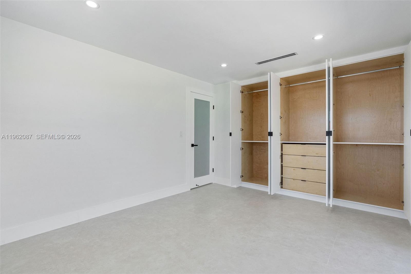 TROPICAL BAY ADD NO 3 - Residential