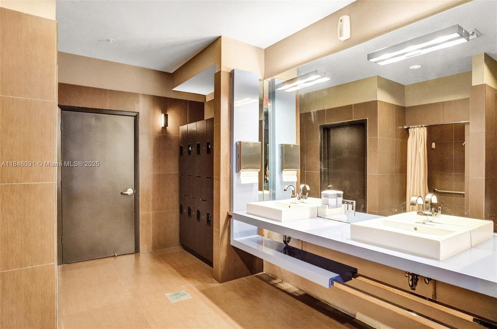 ARTEPARK SOUTH CONDO - Residential Lease