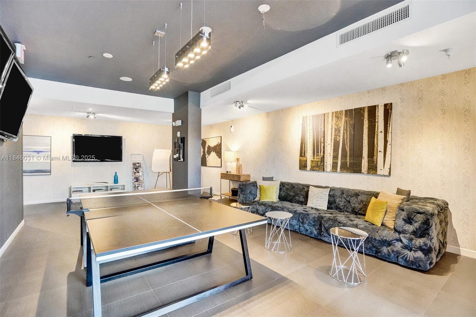 ARTEPARK SOUTH CONDO - Residential Lease