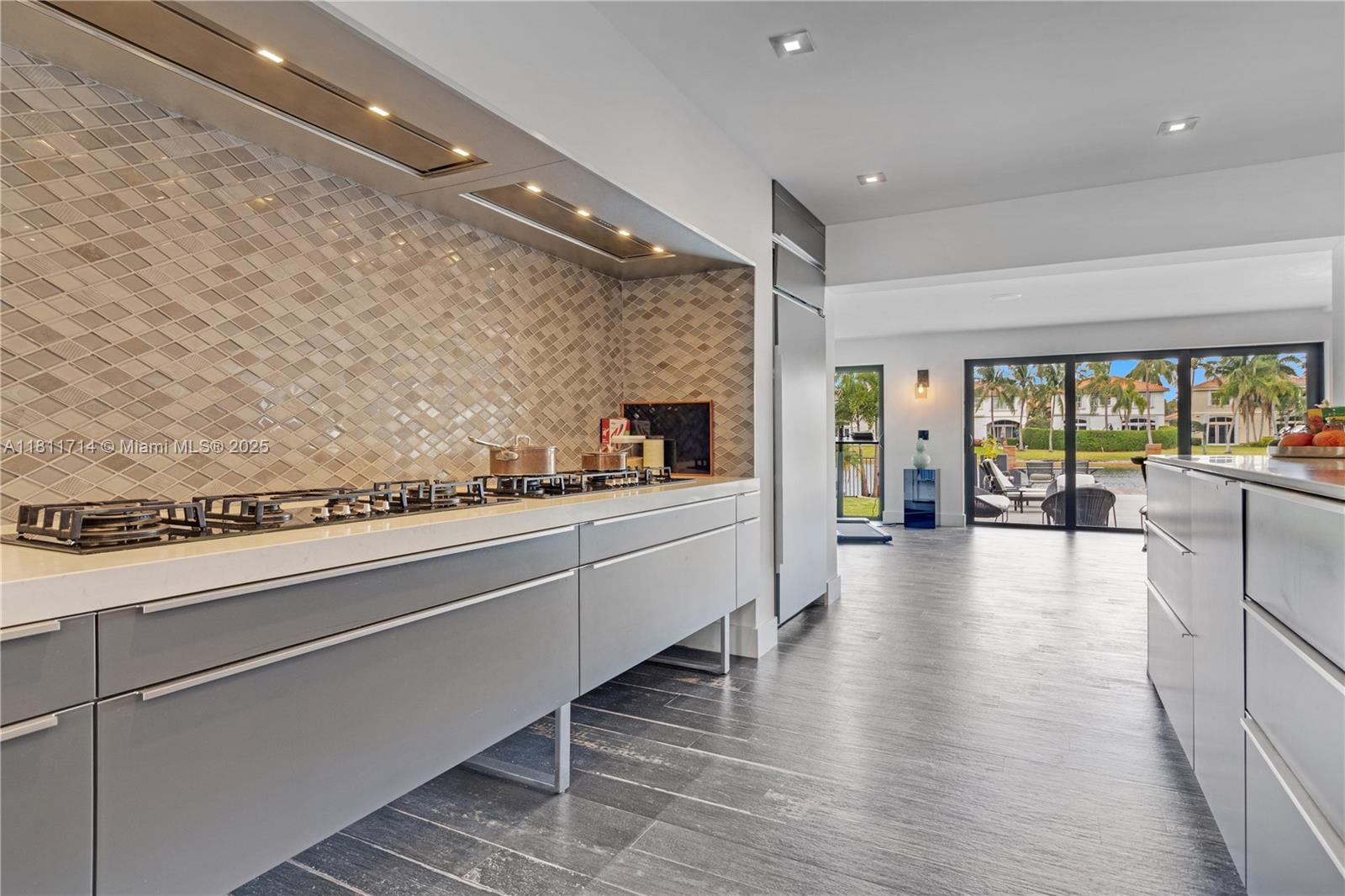 DIPLOMAT GOLF ESTATES ADD - Residential