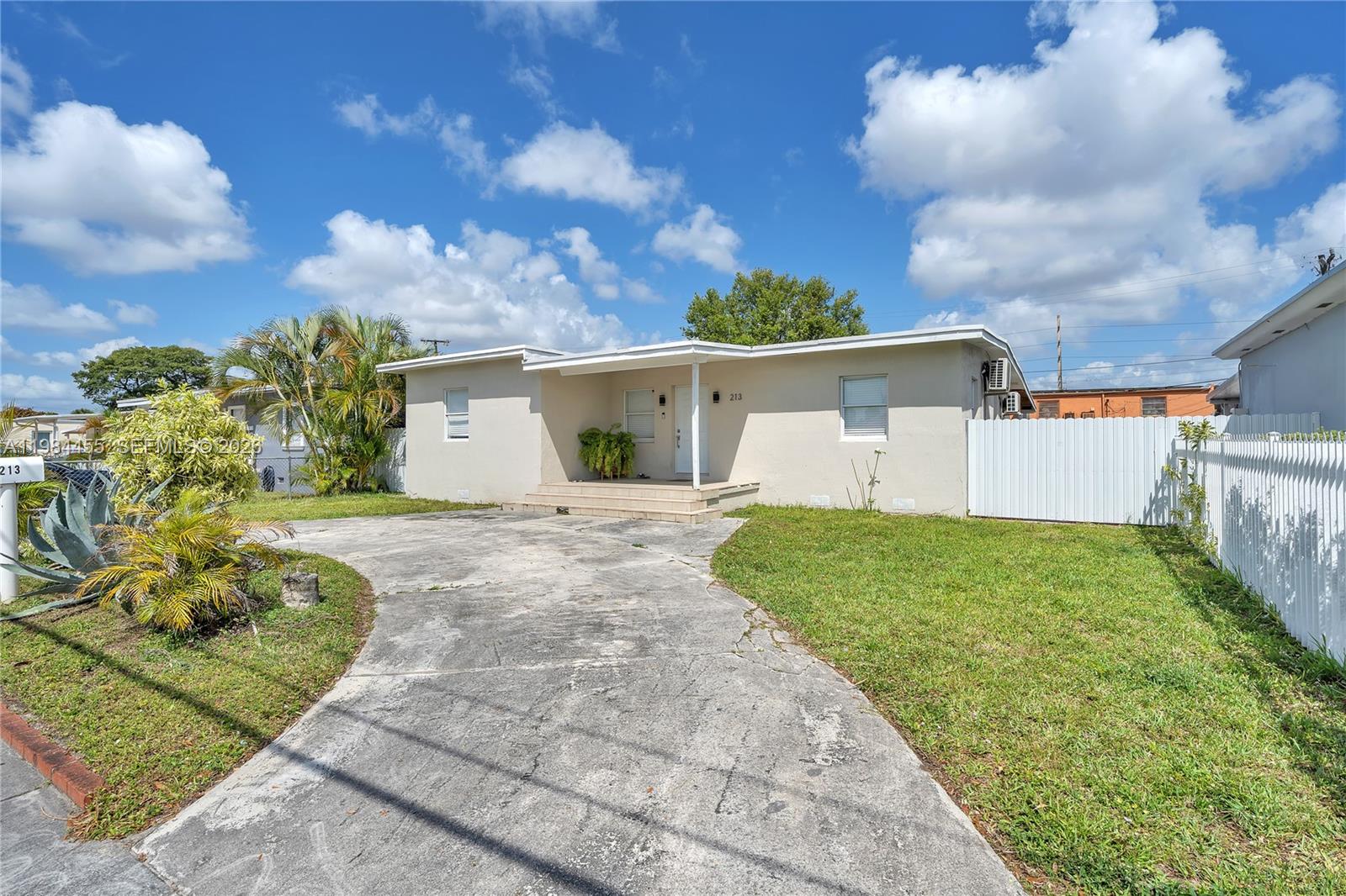 HIALEAH 9TH ADDN - Residential