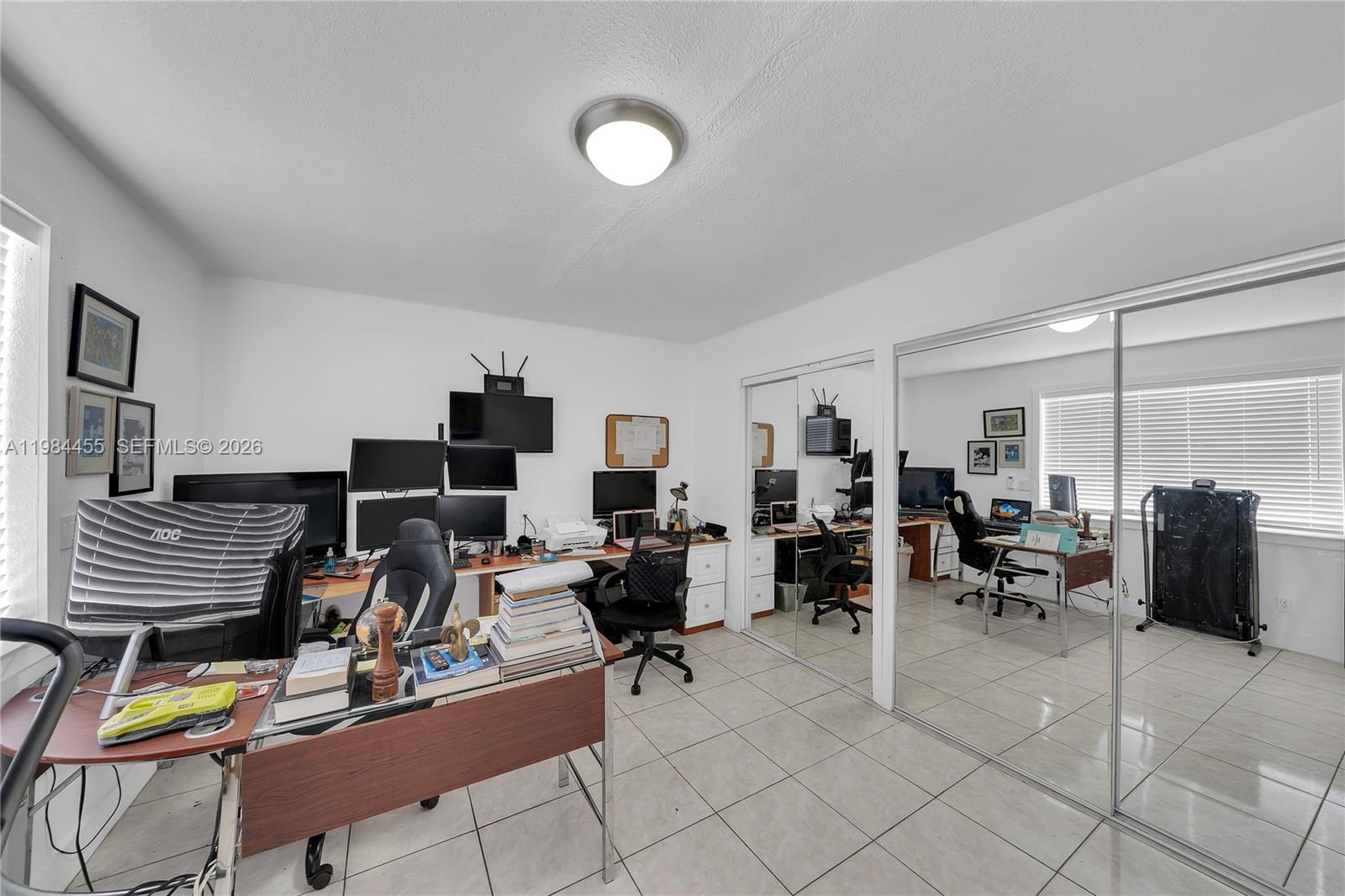 HIALEAH 9TH ADDN - Residential