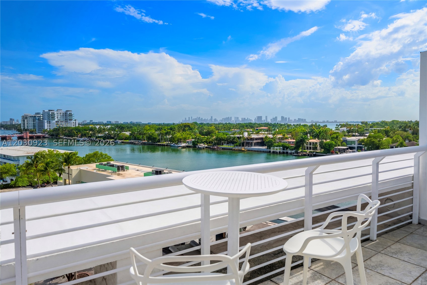 REGATTA AT INDIAN CREEK - Residential