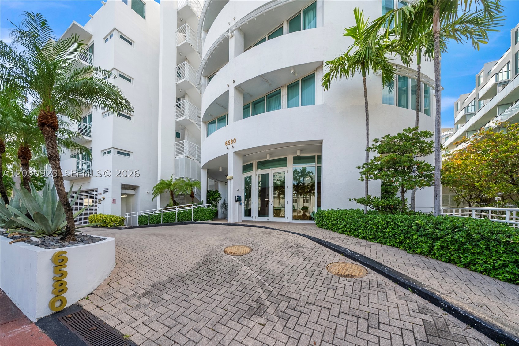 REGATTA AT INDIAN CREEK - Residential