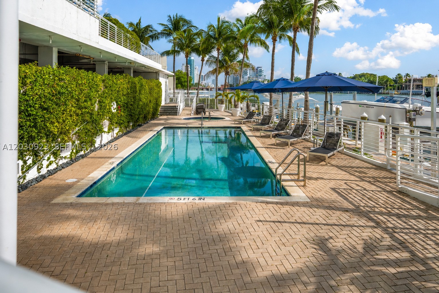 REGATTA AT INDIAN CREEK - Residential