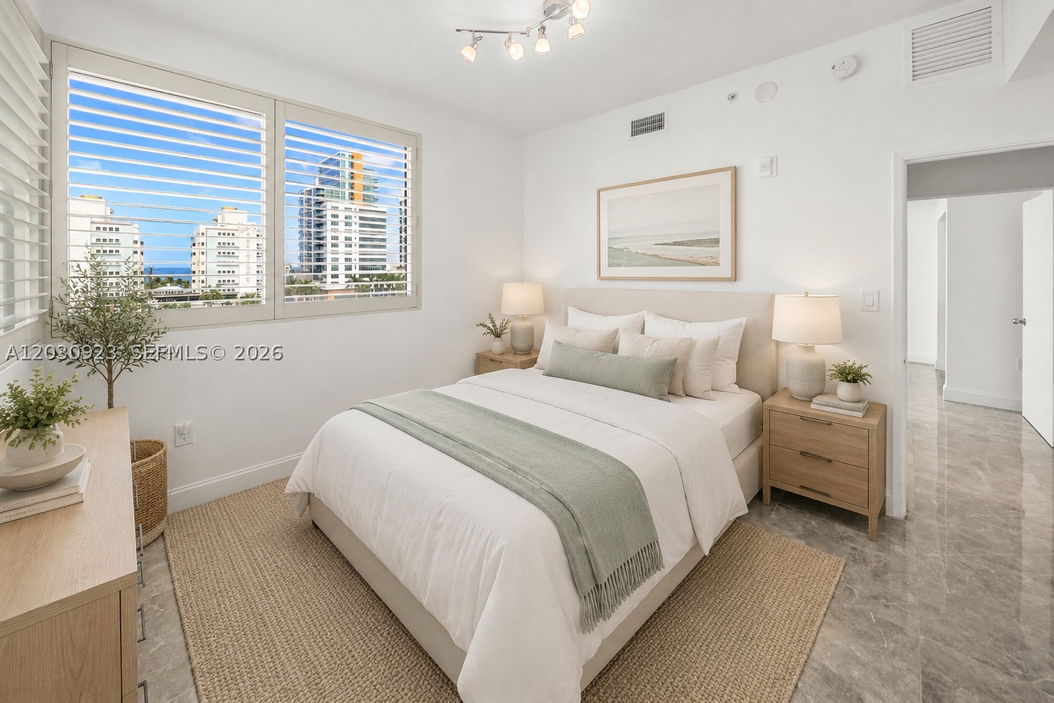 REGATTA AT INDIAN CREEK - Residential