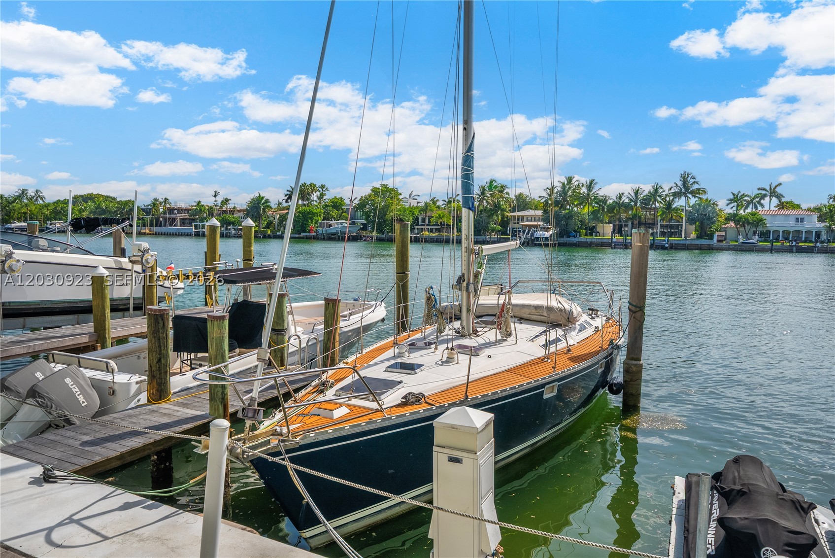 REGATTA AT INDIAN CREEK - Residential