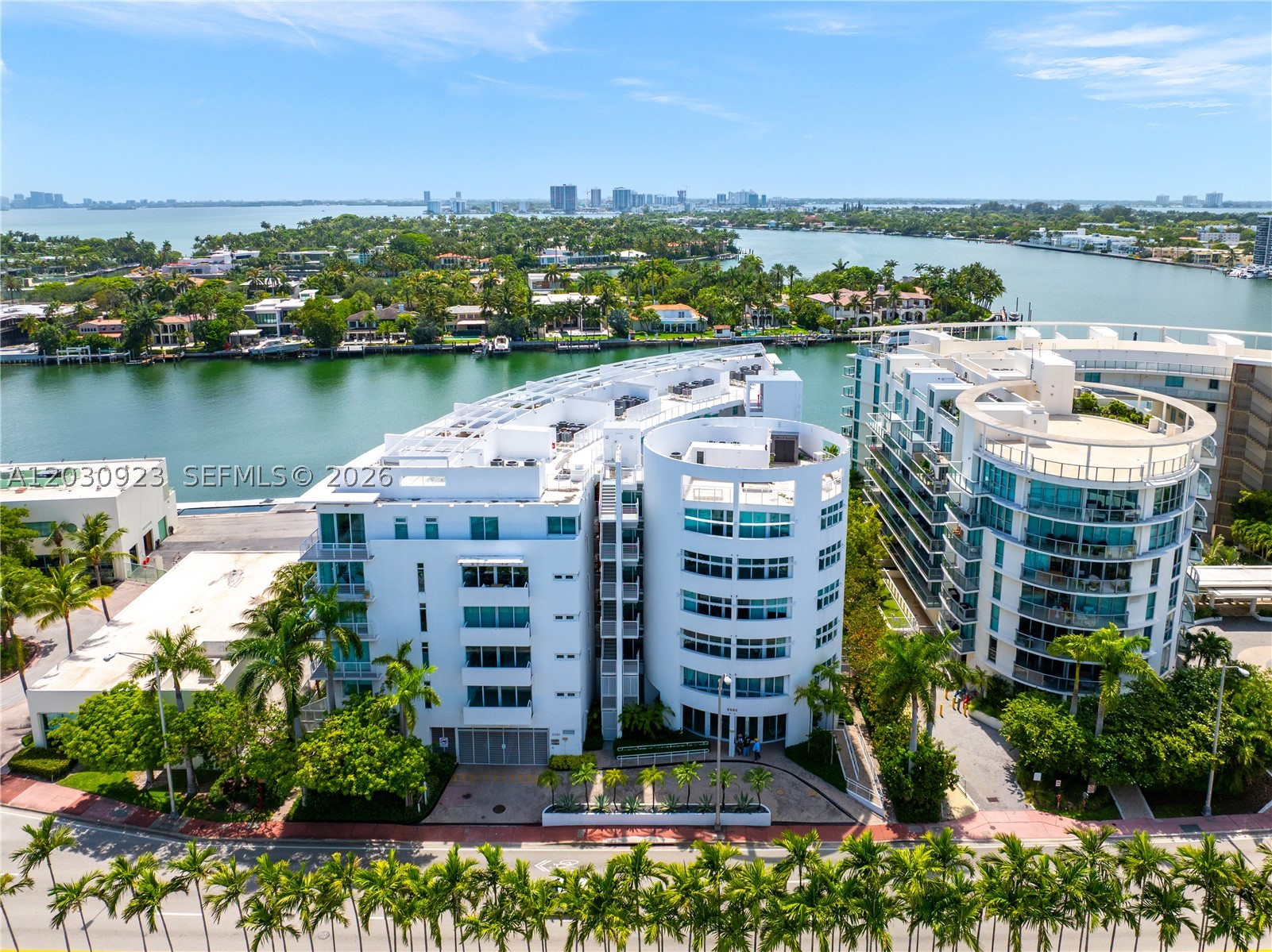 REGATTA AT INDIAN CREEK - Residential