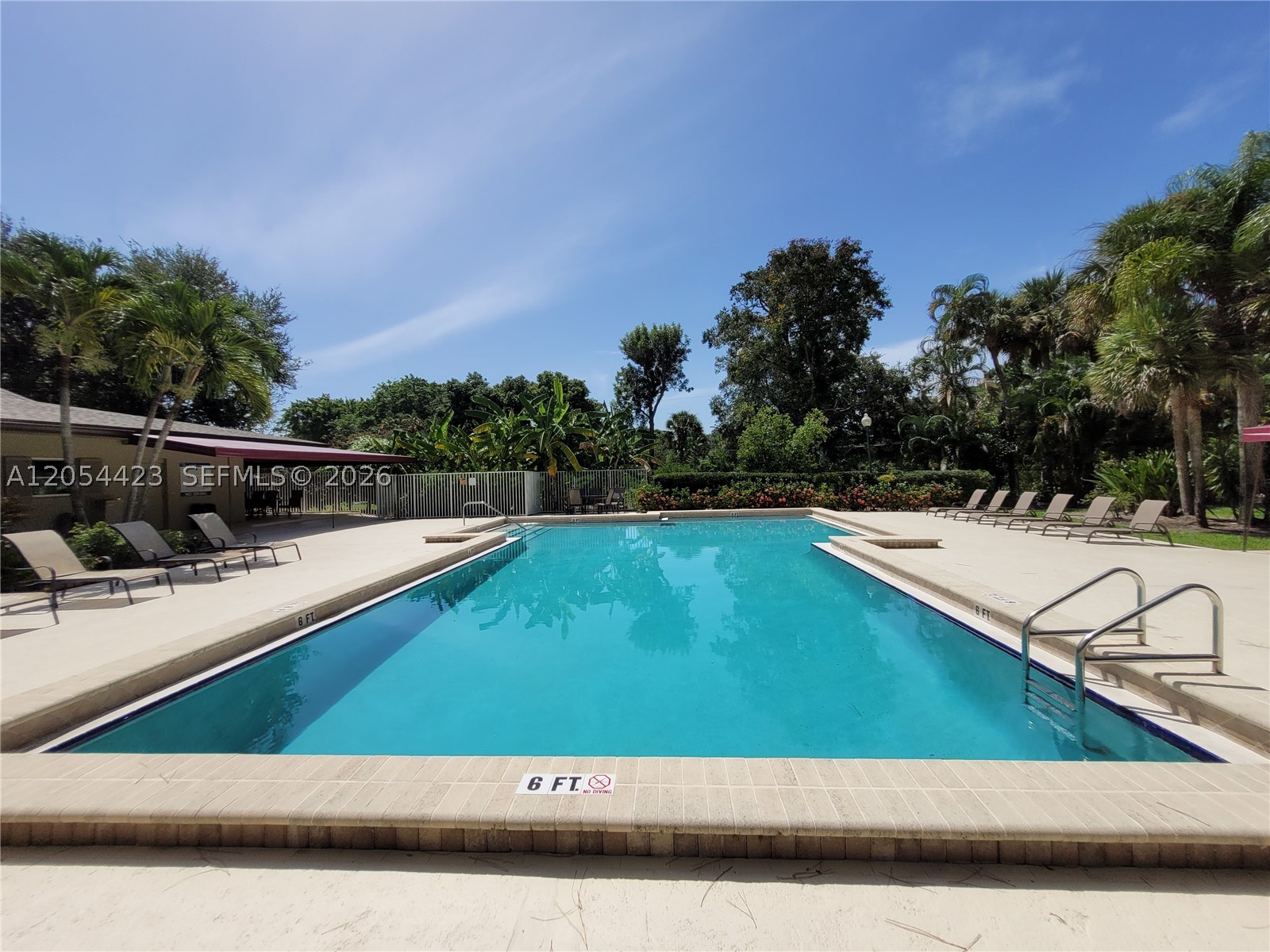 MNR FOREST CONDO I - Residential Lease