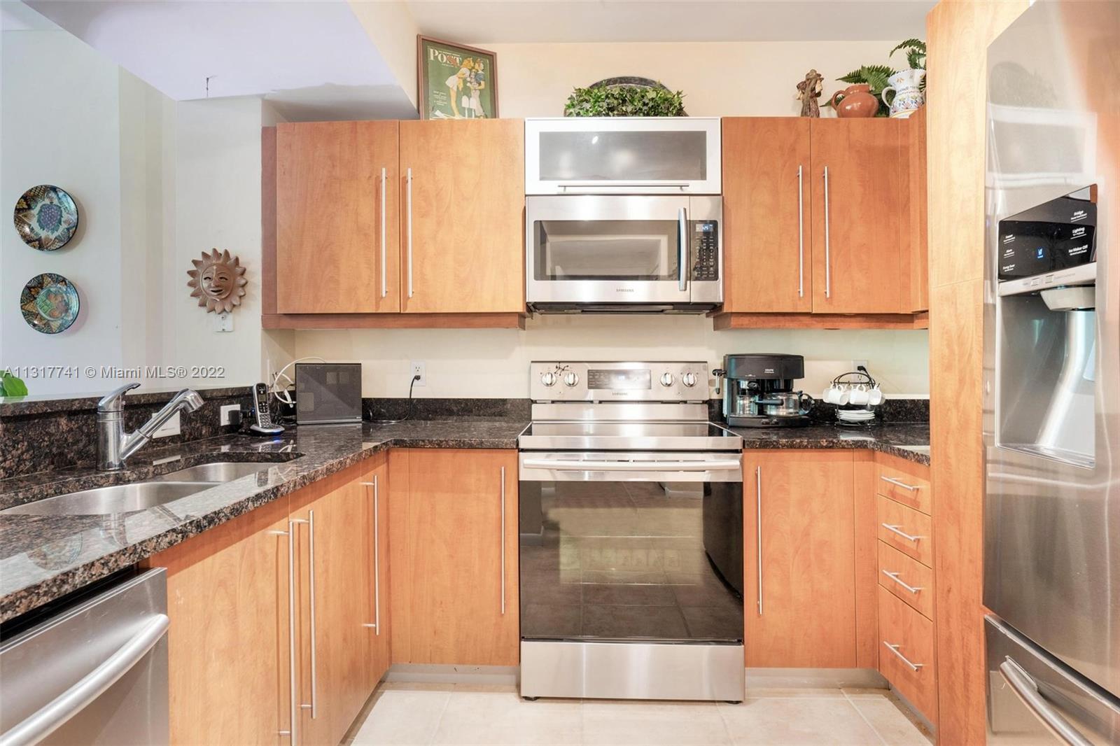 TOSCANO CONDO - Residential Lease
