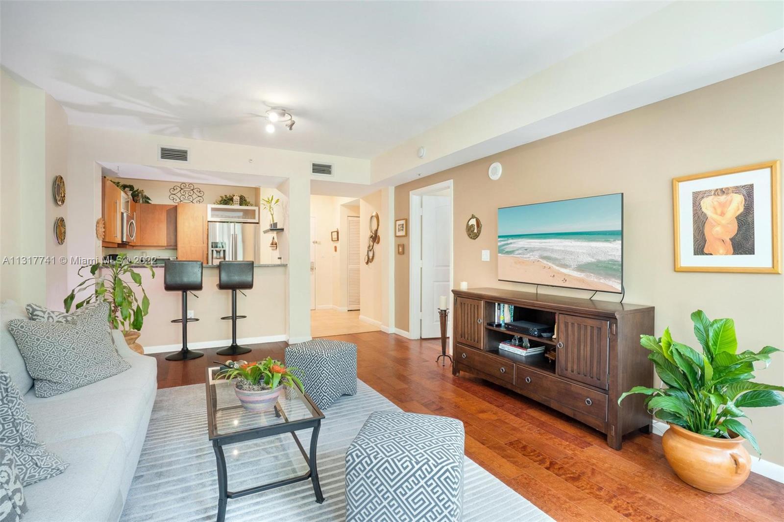 TOSCANO CONDO - Residential Lease