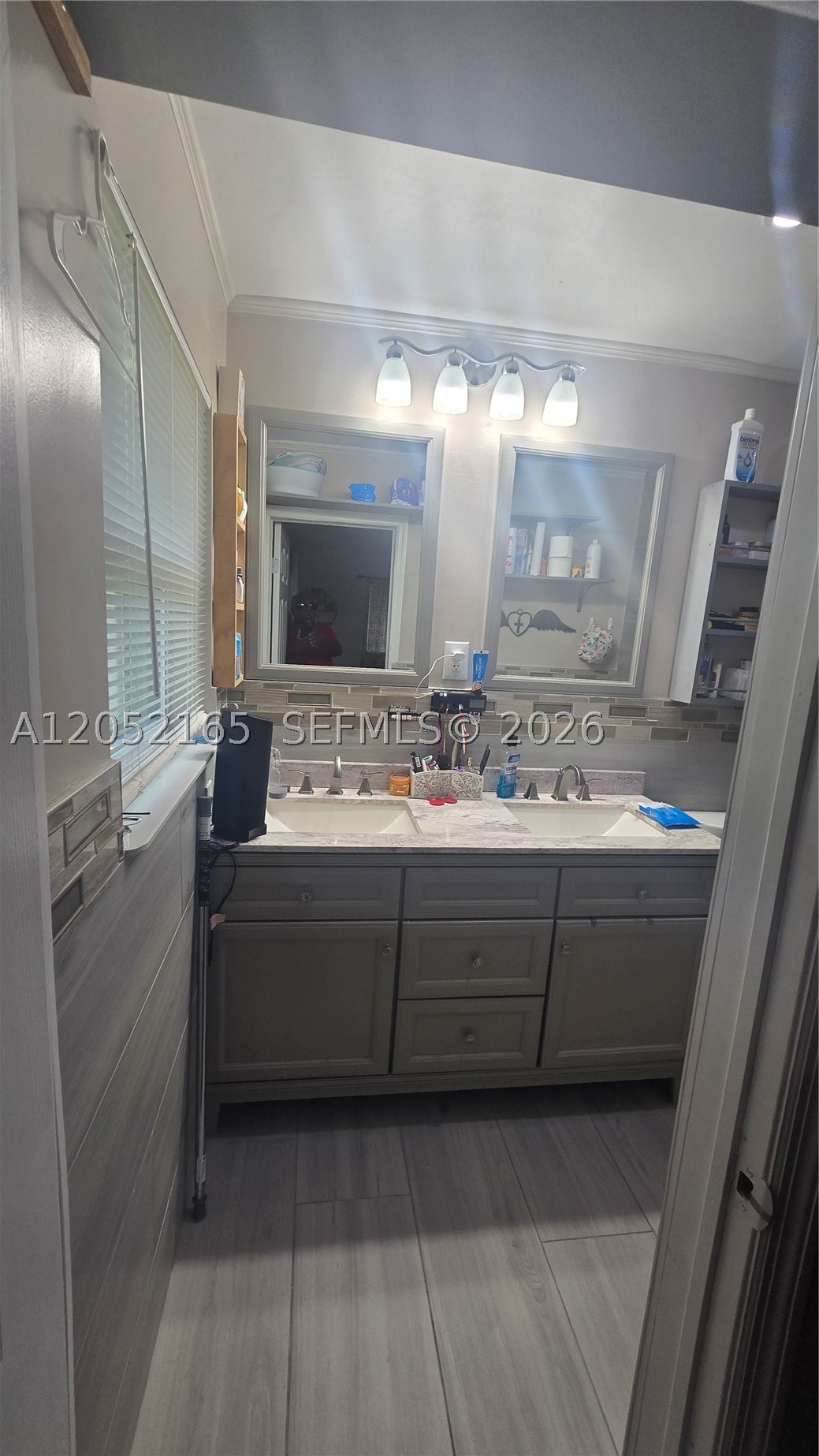 PASADENA LAKES - Residential