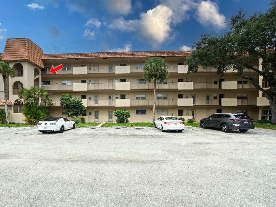 INVERRARY COUNTRY CLUB - Residential