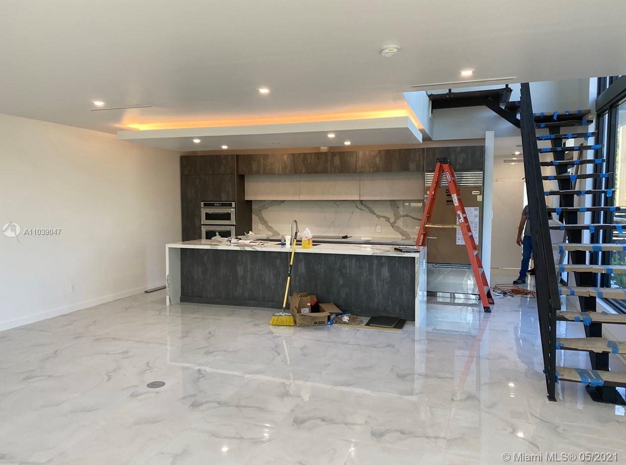 LIVERMORE ESTATES - Residential