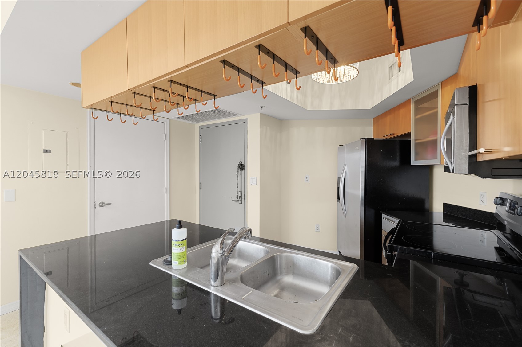 OPERA TOWER CONDO - Residential