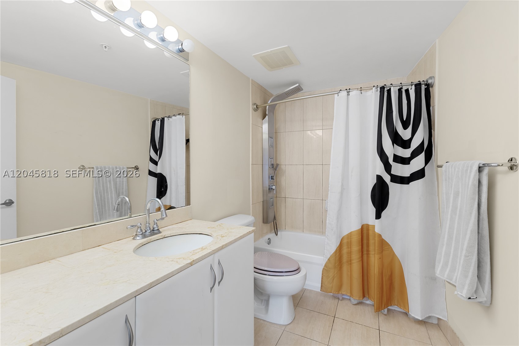 OPERA TOWER CONDO - Residential
