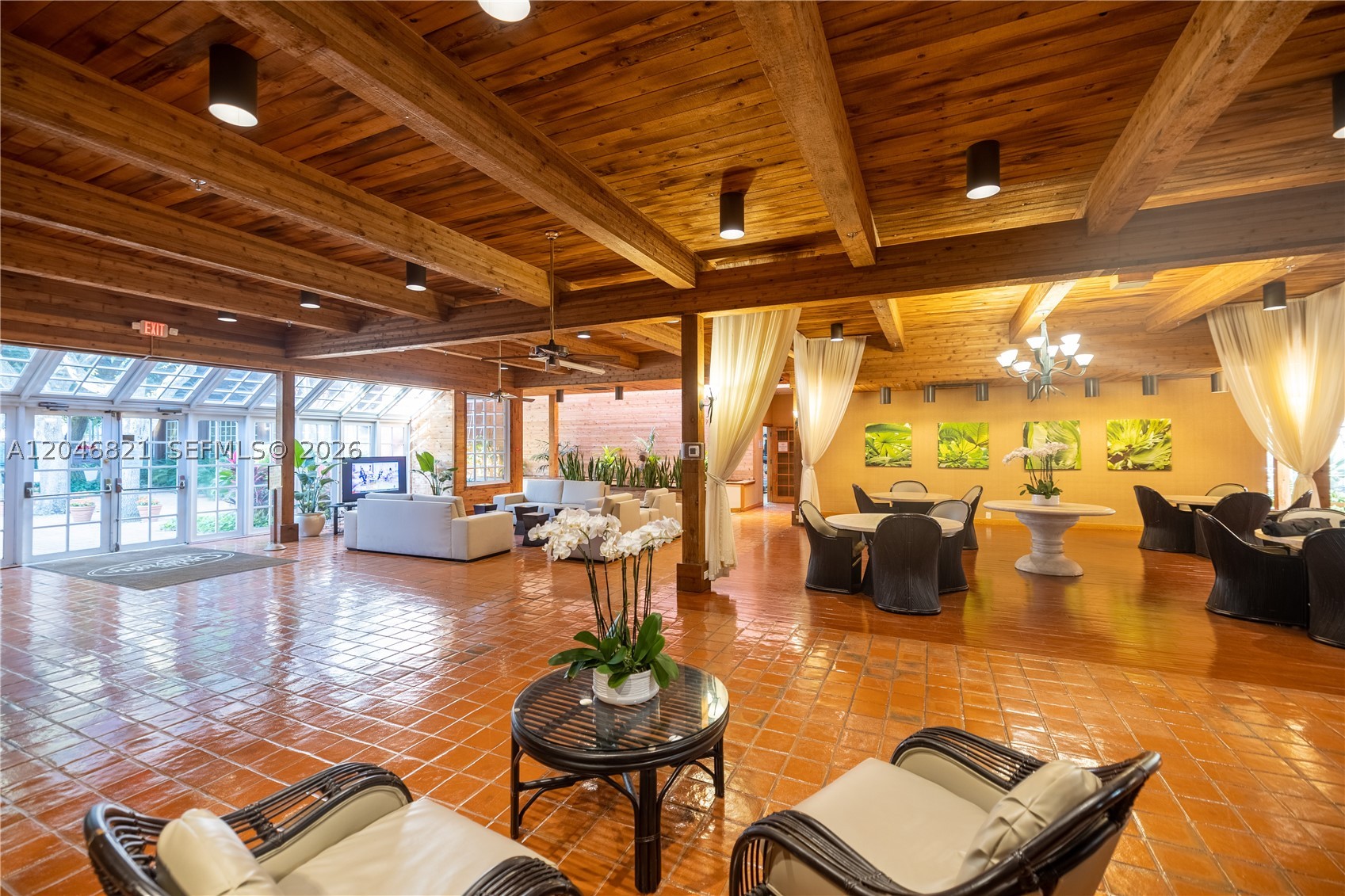 TOWERS OF QUAYSIDE CONDO - Residential Lease