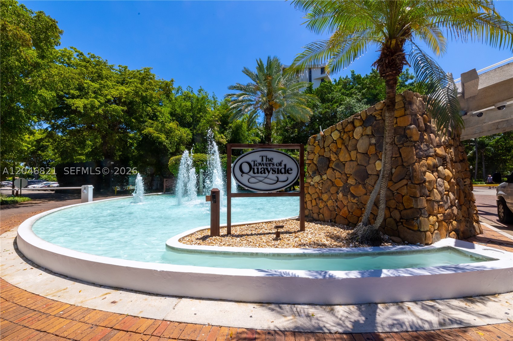 TOWERS OF QUAYSIDE CONDO - Residential Lease