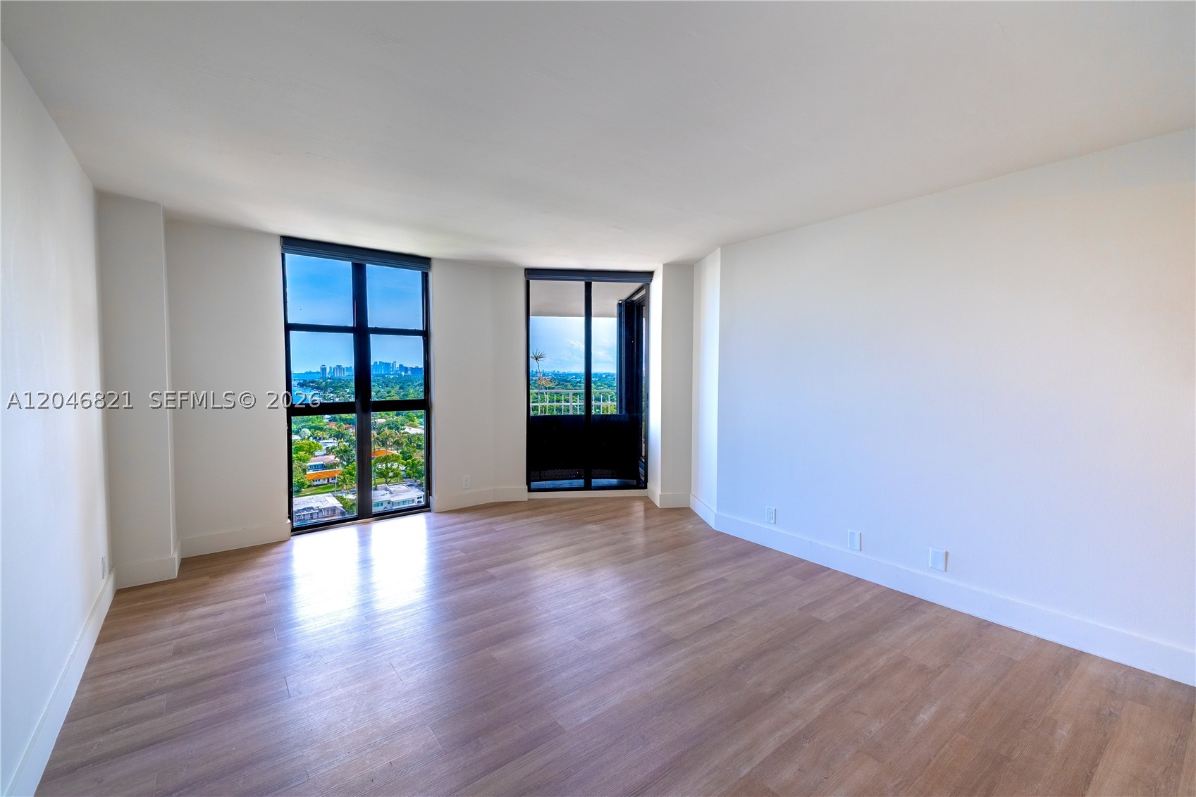 TOWERS OF QUAYSIDE CONDO - Residential Lease