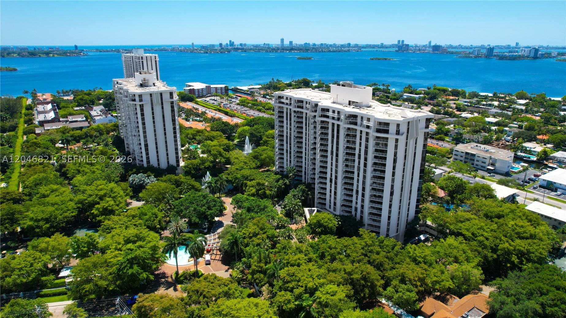 TOWERS OF QUAYSIDE CONDO - Residential Lease