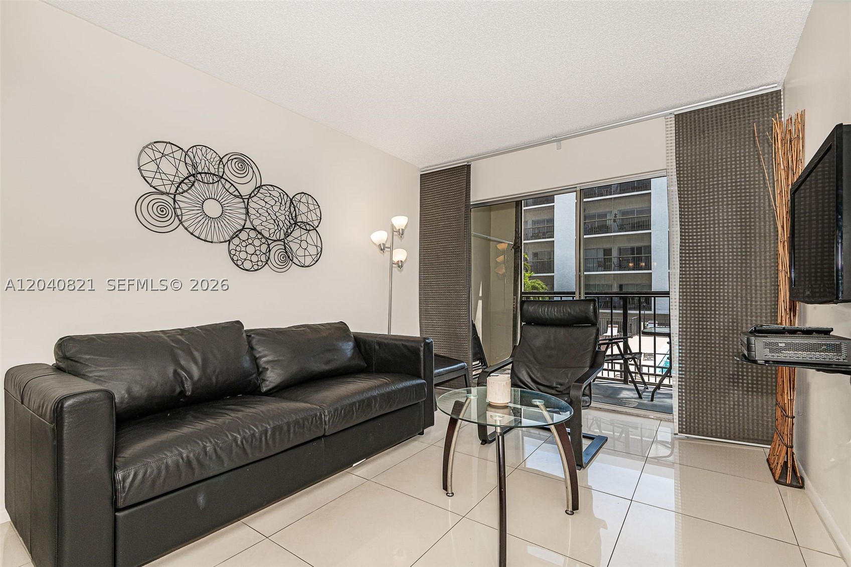 LE CARTIER CONDO - Residential
