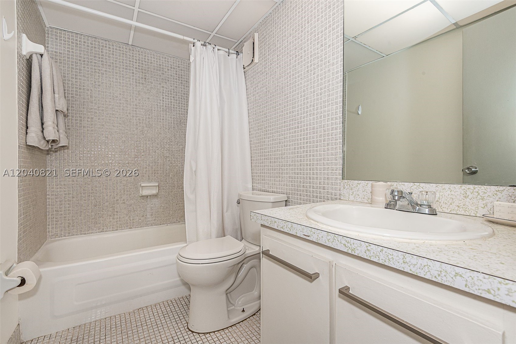 LE CARTIER CONDO - Residential