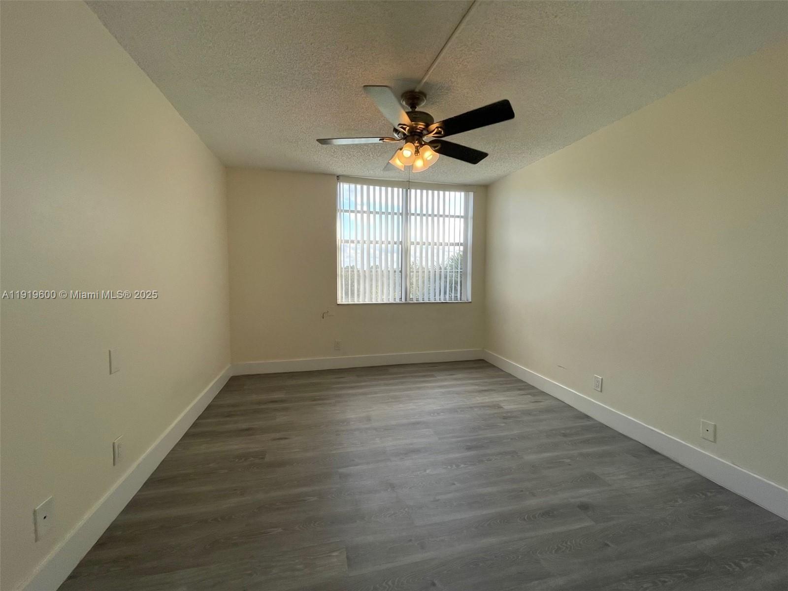 ORCHID TREE CONDO ONE - Residential