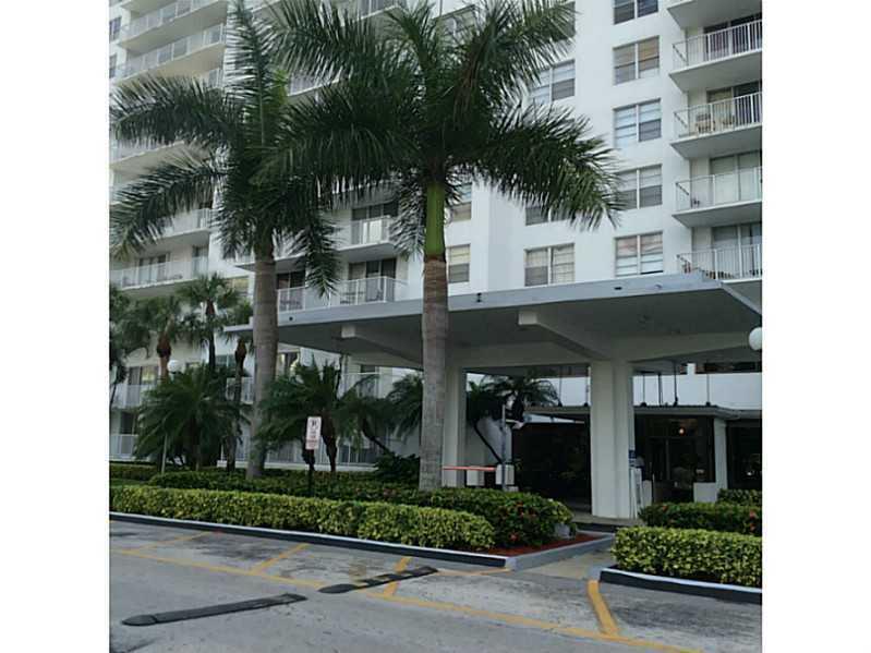 ADMIRALS PORT CONDO - Residential Lease