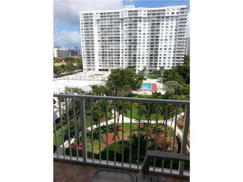 ADMIRALS PORT CONDO - Residential Lease