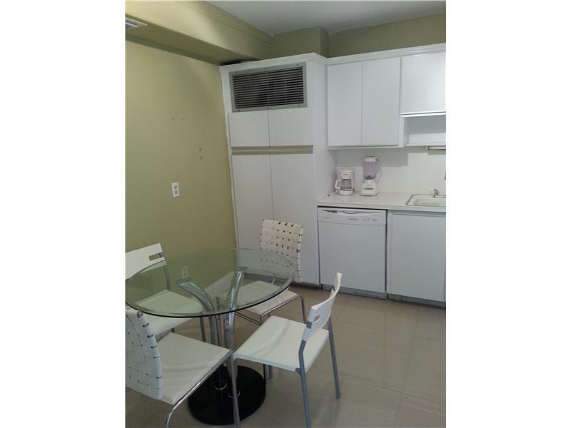 ADMIRALS PORT CONDO - Residential Lease