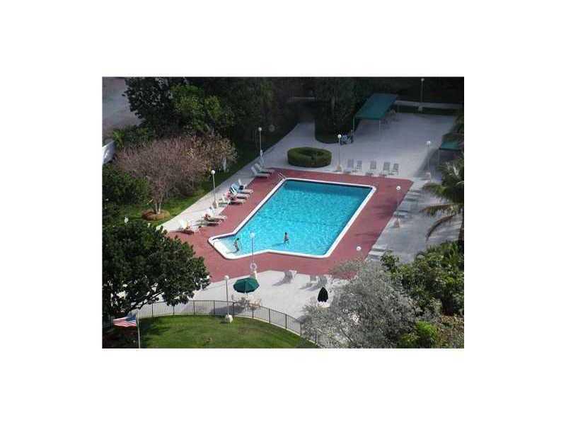 ADMIRALS PORT CONDO - Residential Lease