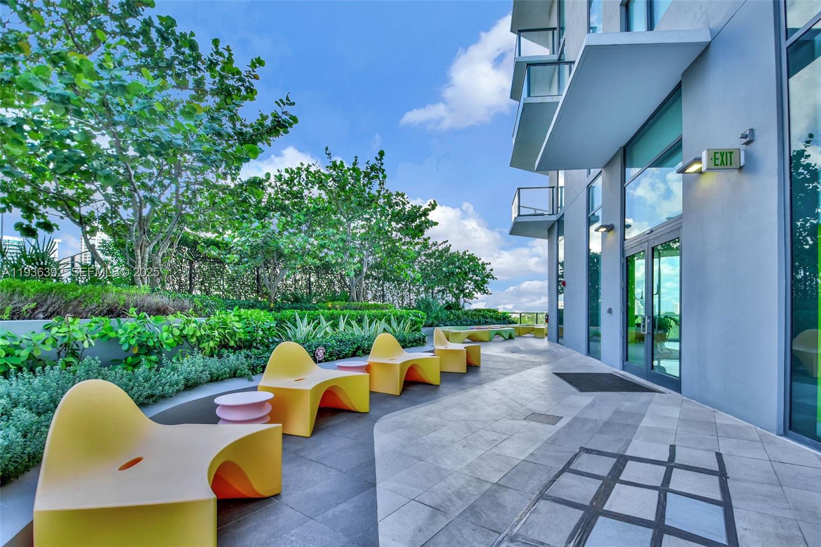 PARAISO BAYVIEWS CONDO - Residential