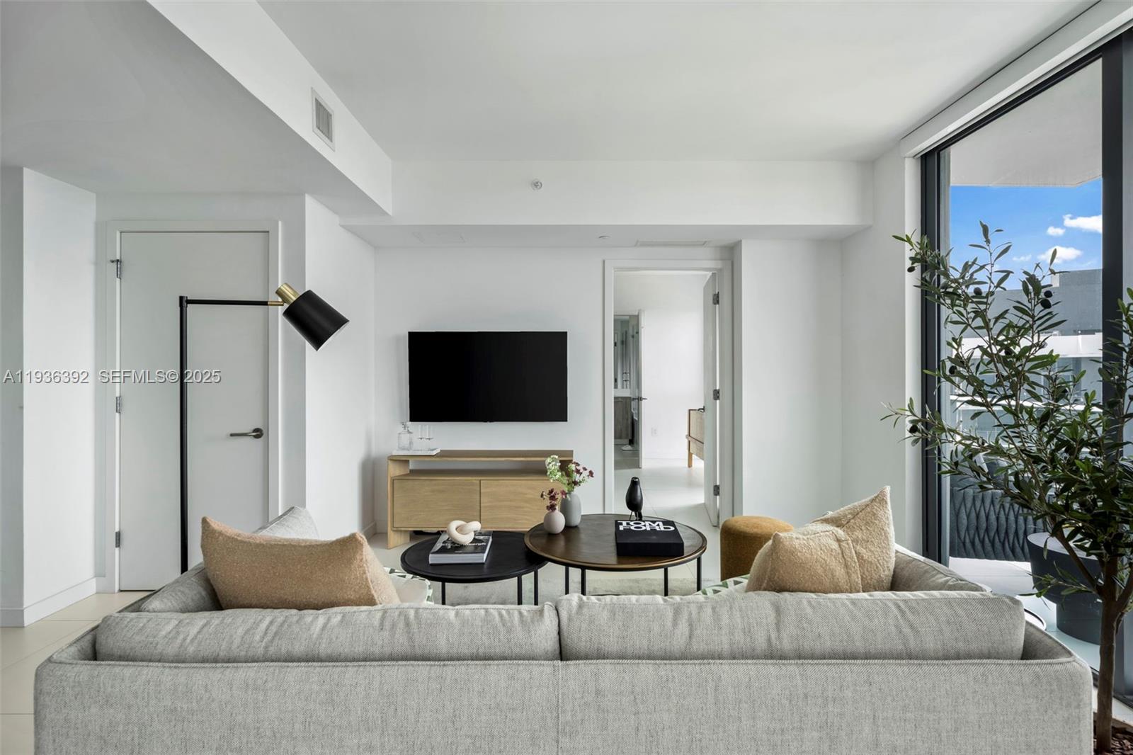 PARAISO BAYVIEWS CONDO - Residential