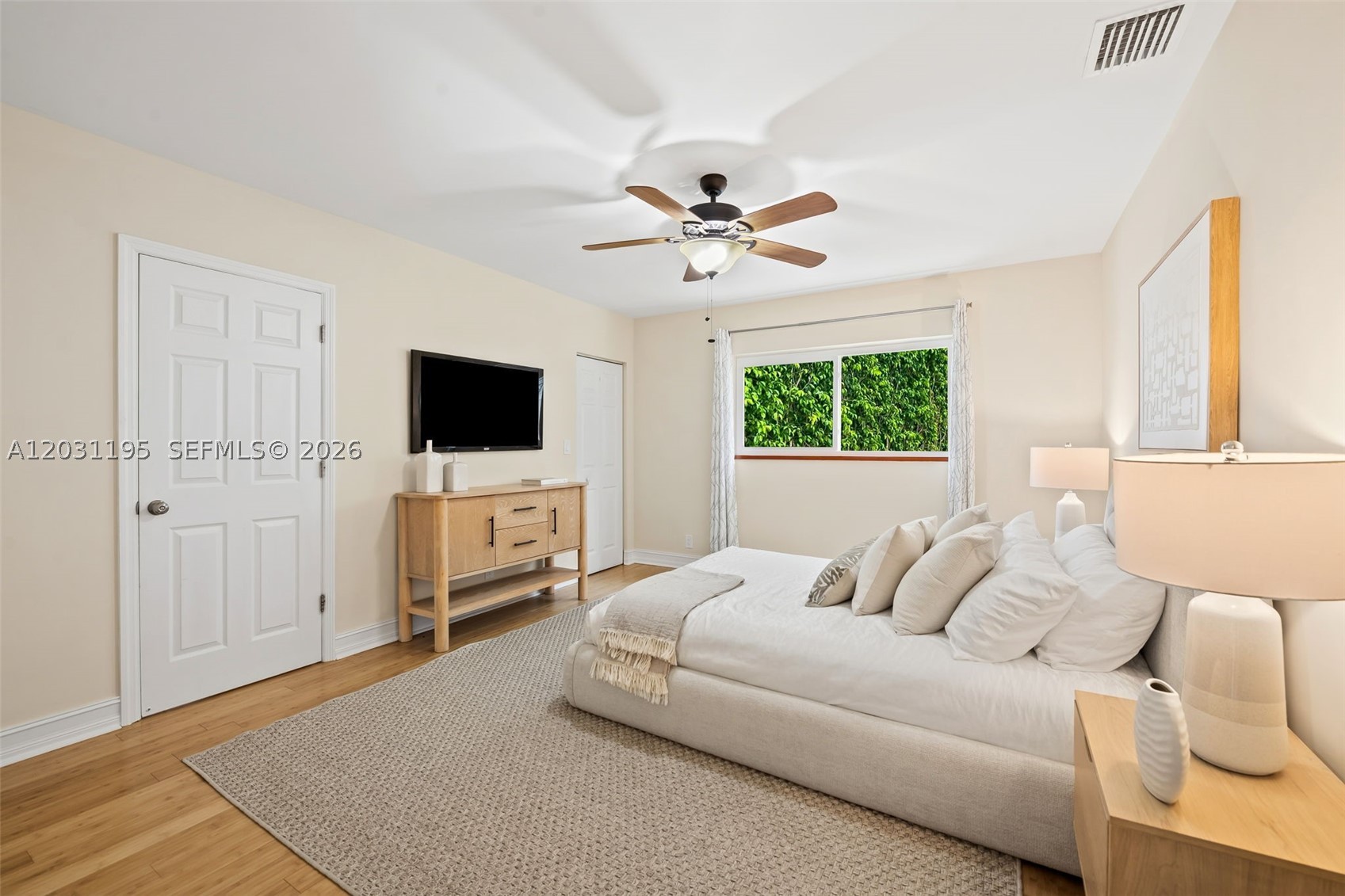 SNUG HARBOR SEC THREE - Residential