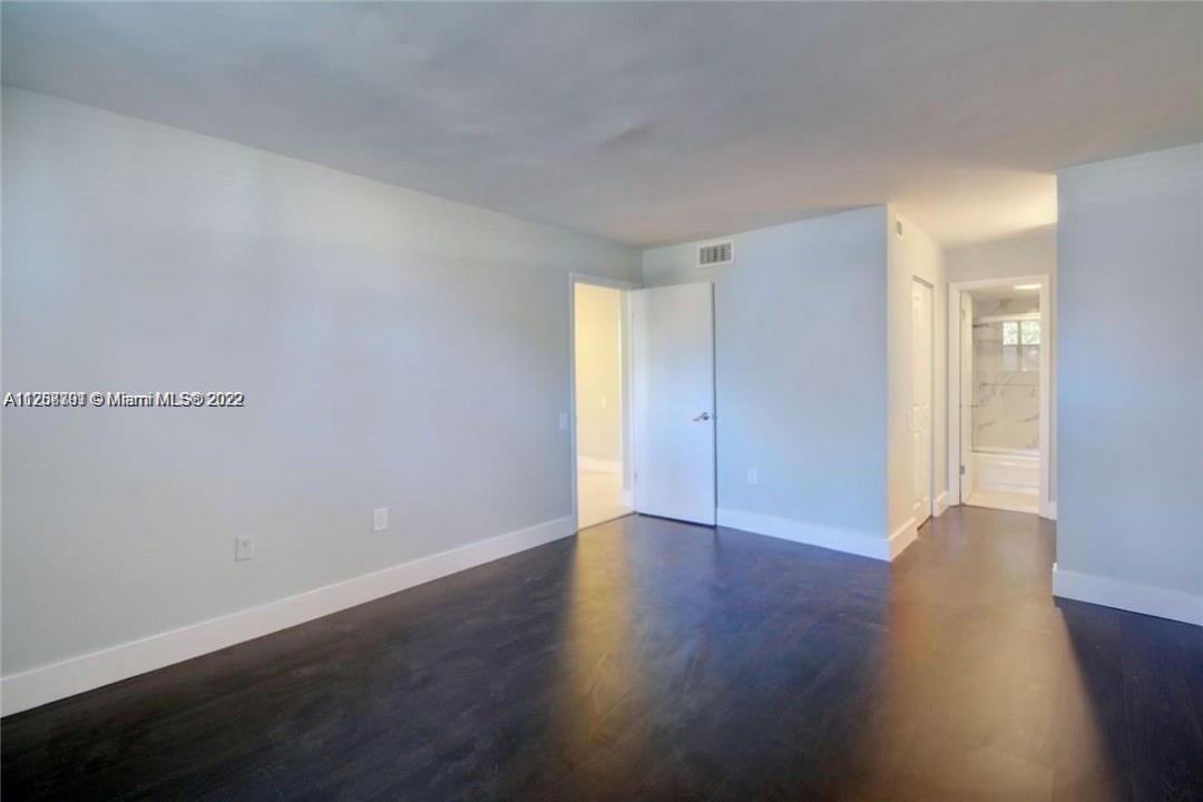 LIME BAY 2 CONDO - Residential