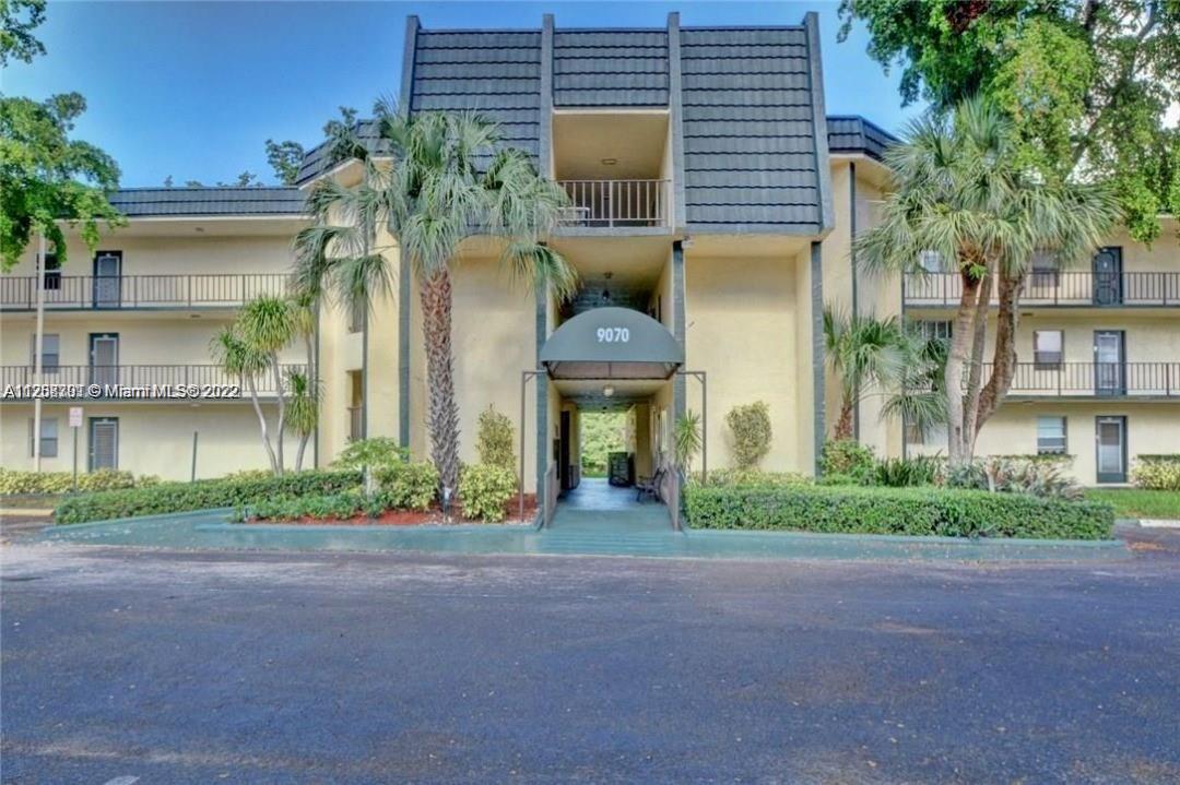 LIME BAY 2 CONDO - Residential