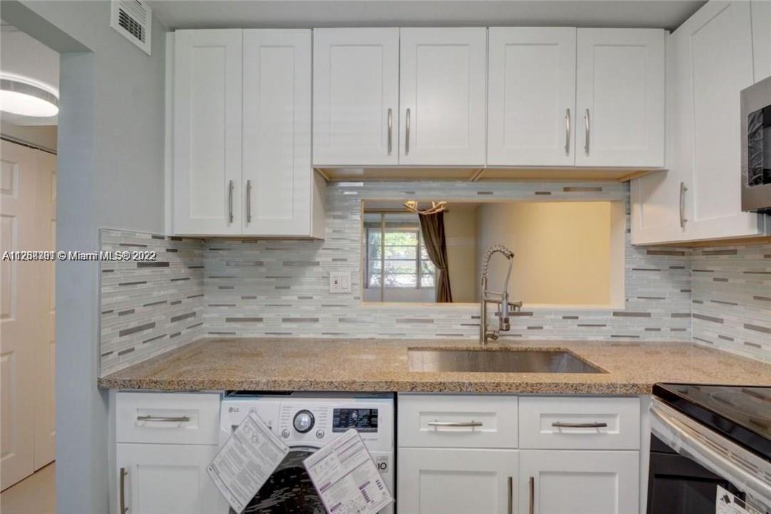LIME BAY 2 CONDO - Residential