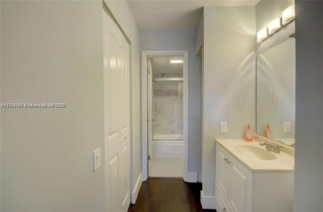 LIME BAY 2 CONDO - Residential