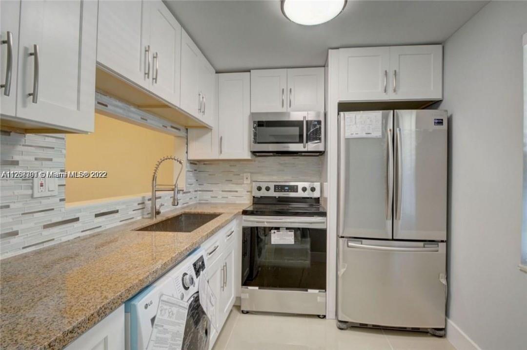 LIME BAY 2 CONDO - Residential