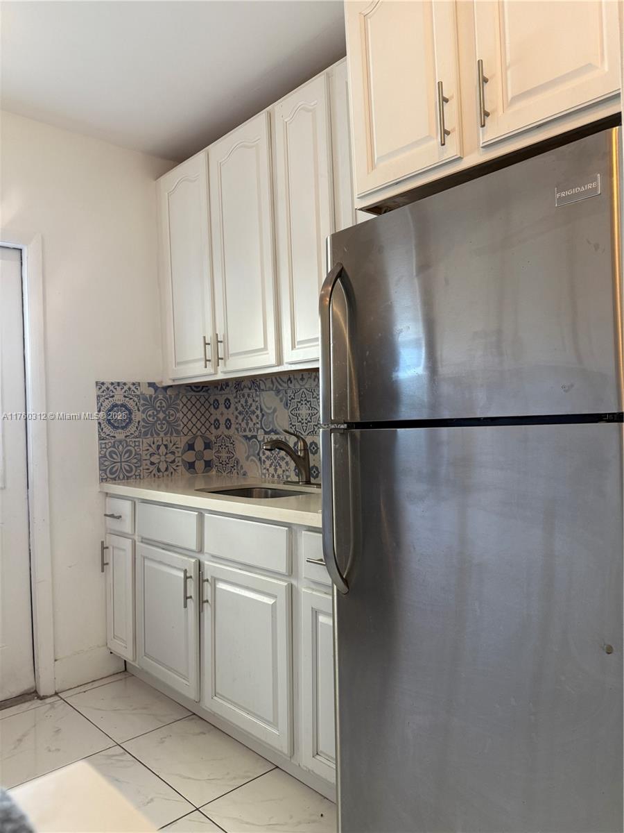 TUDOR HOUSE CONDO - Residential Lease
