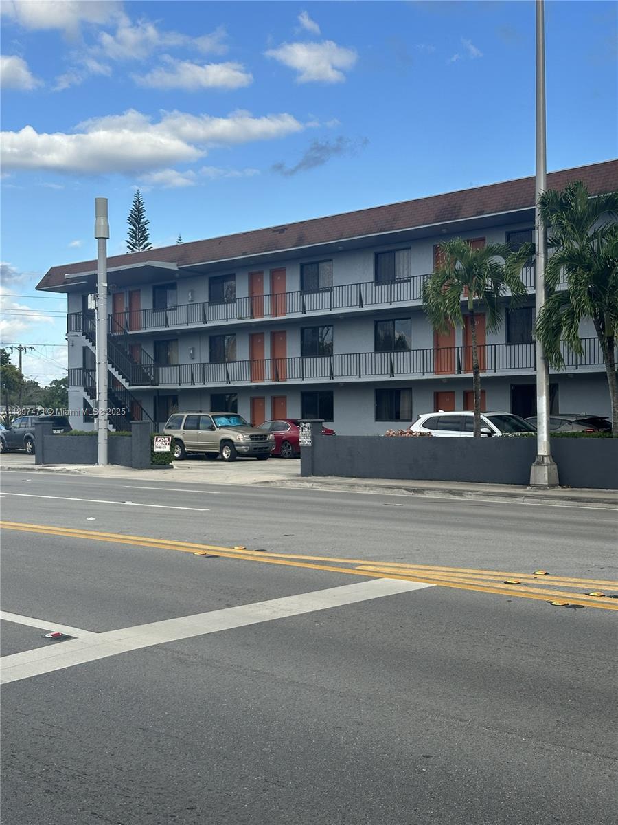 Biscayne Highlands - Residential Lease