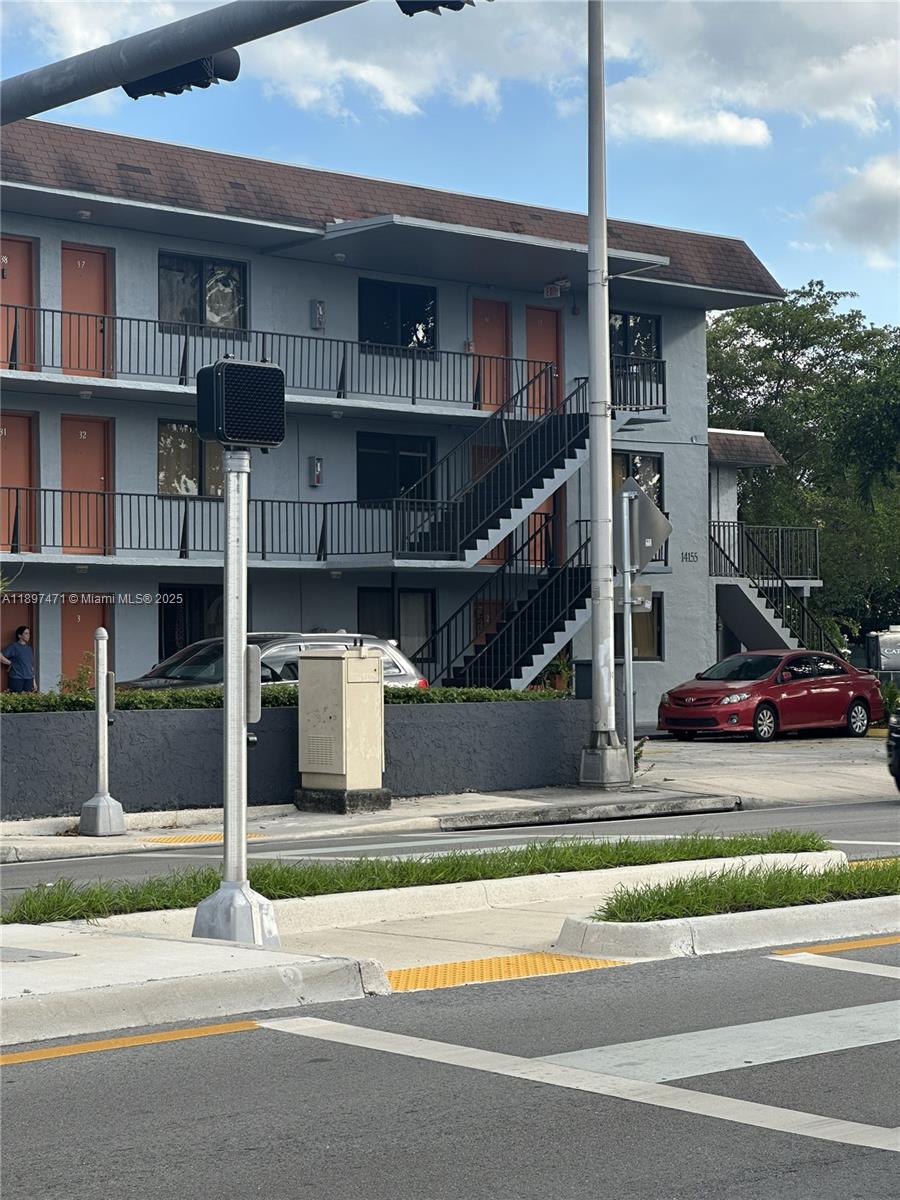 Biscayne Highlands - Residential Lease