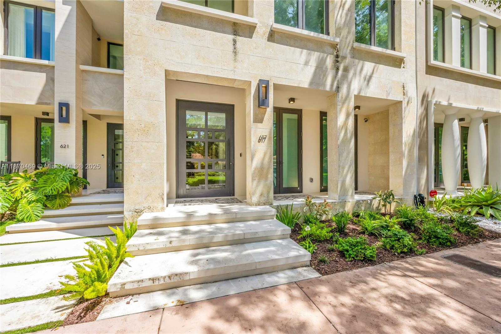 CORAL GABLES BILTMORE SEC - Residential