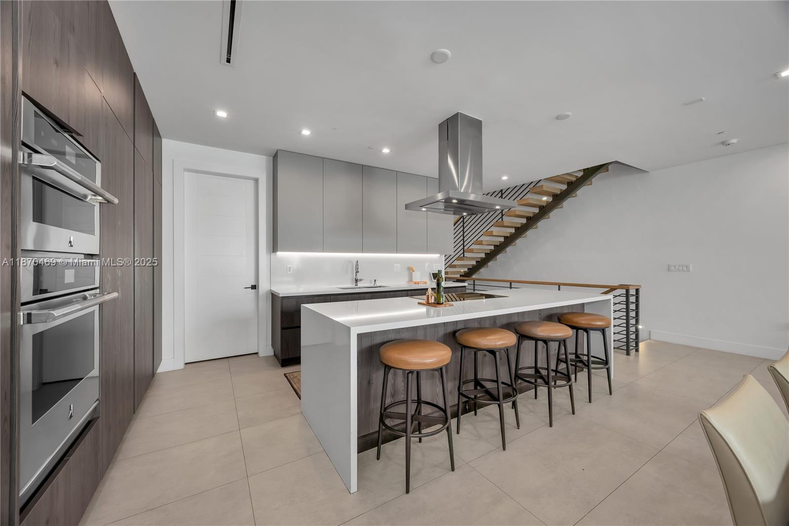 CORAL GABLES BILTMORE SEC - Residential