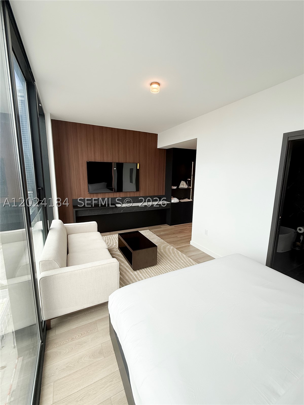 ELEVEN HOTEL AND RESIDENCE - Residential